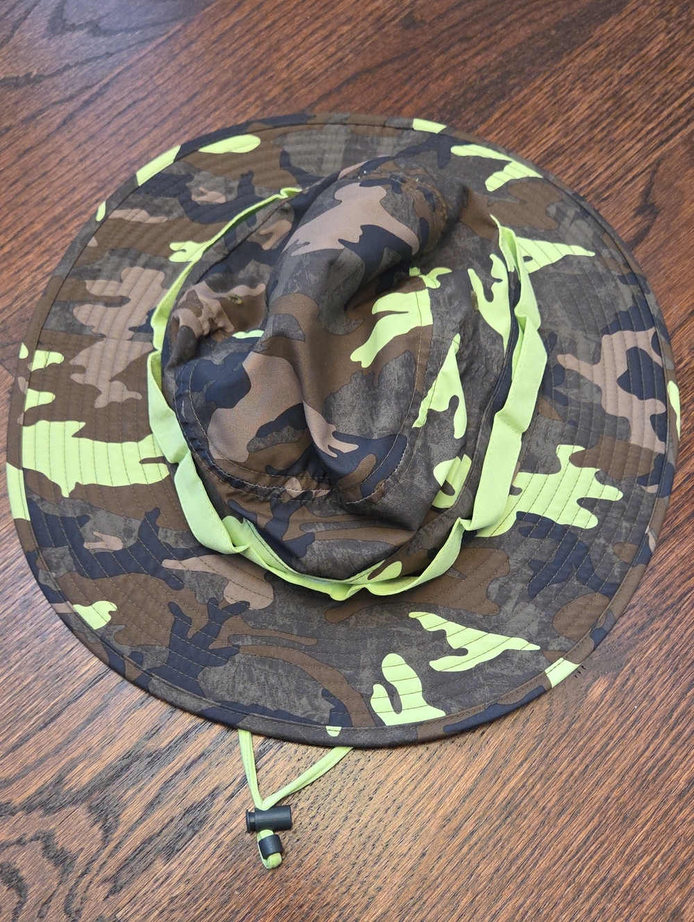 The North Face Kids Camo Sun Hat in Brown/Olive/Lime
